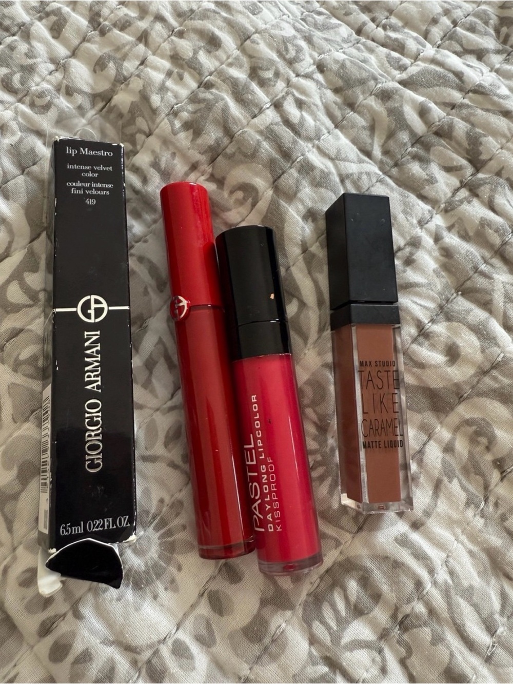 Giorgio Armani Lip Maestro Intense Velvet - Bright Red